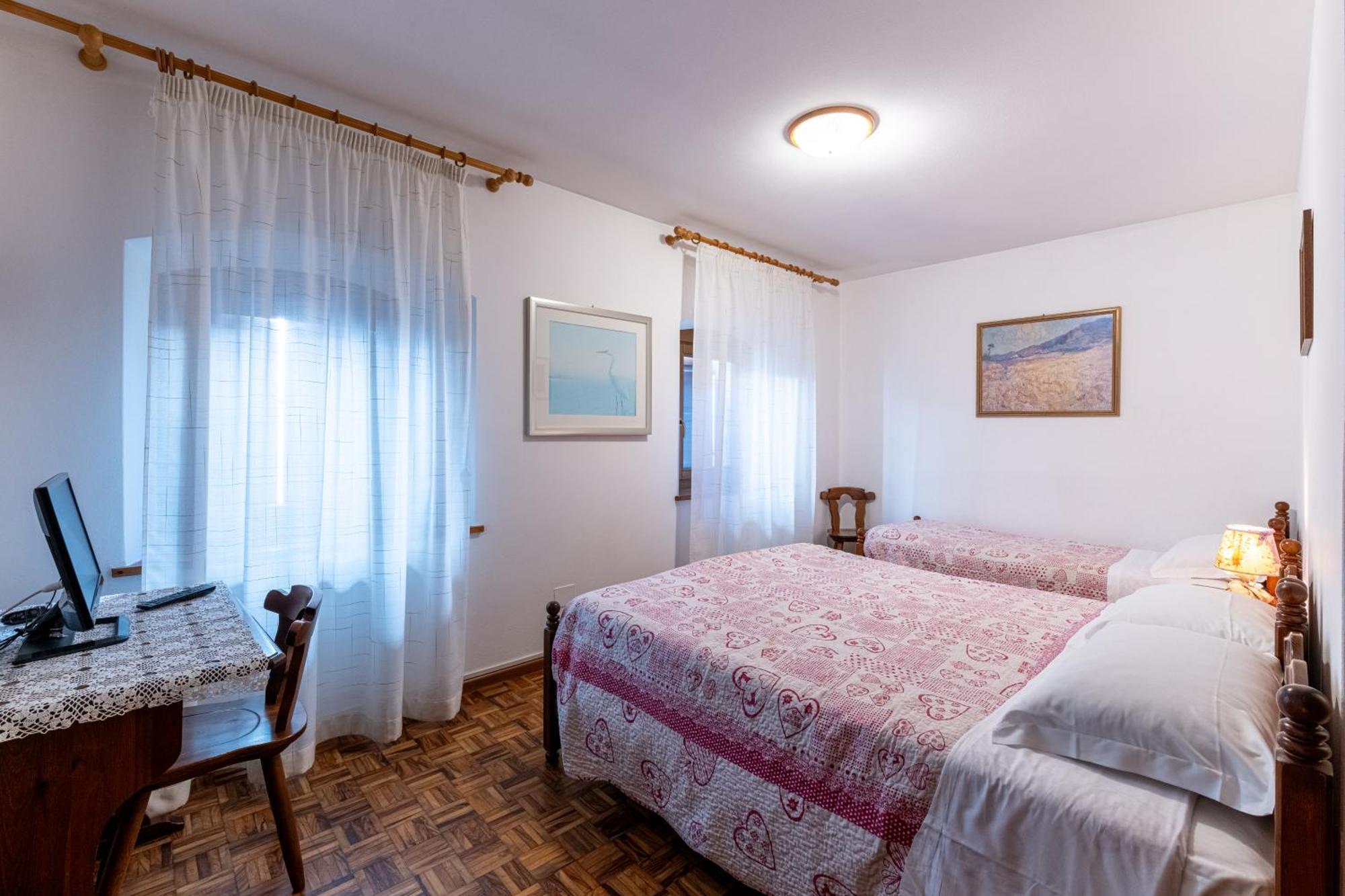 Albergo Alle Alpi Comeglians Luaran gambar