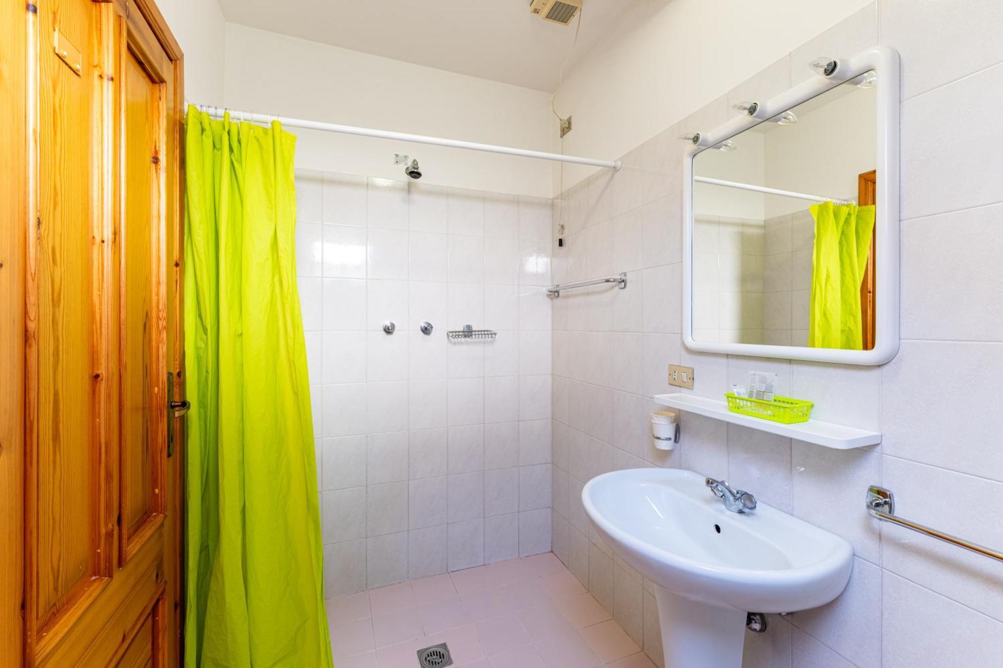 Albergo Alle Alpi Comeglians Luaran gambar